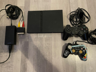 Playstation 2+ 2 peliä
