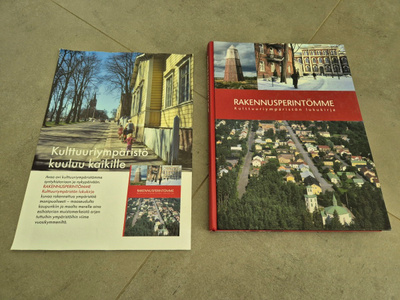 Rakennusperintömme (kuv. 2001)