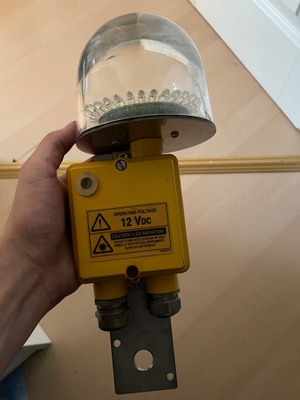 LED-estevalo / huomiovalo (12 VDC) Hin