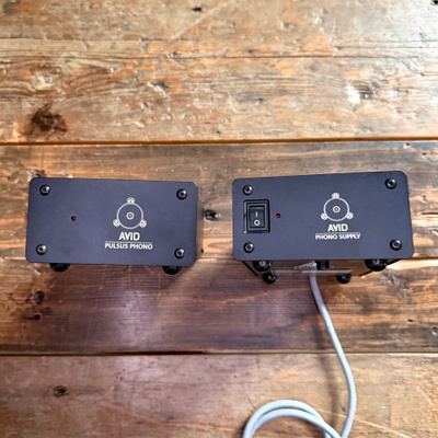 AVID Pulsus Phono Levysoitinetuvahvistin