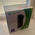 XBOX 360 250 Gb (CIB) - pikkukuva 1