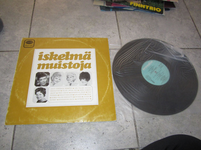 Various – Iskelmämuistoja ; HSLP 105