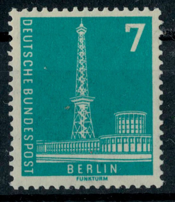 Berlin Mi 135 v +