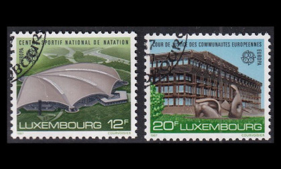Luxemburg 1174-5 o Europa moderni arkkitehtuuri (1987)