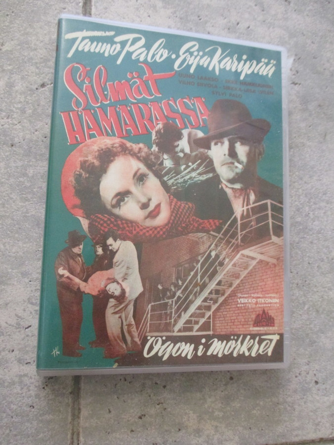 SILMÄT HÄMÄRÄSSÄ - ( MM 1950 AVATTU LINNANMÄEN HUVIPUISTO