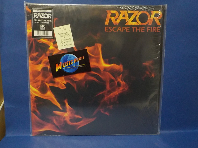 RAZOR - ESCAPE THE FIRE M/M GER 2021 SOITTAMATON? LP