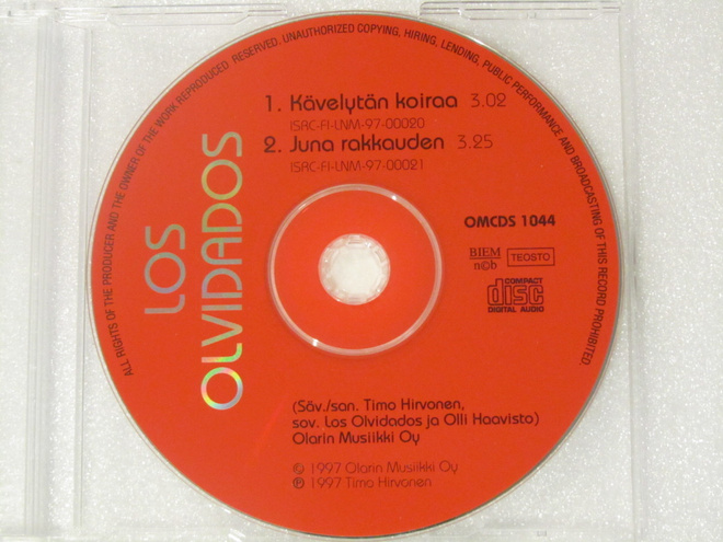 Los Olvidados • Kävelytän koiraa / Juna rakkauden CD-Single