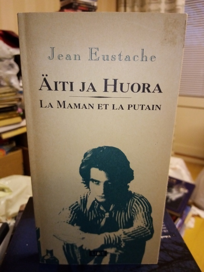 EUSTACHE : ÄITI JA HUORA ( SIS POSTIKULU )>