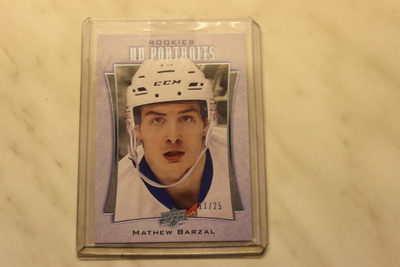 2016-17 Upper Deck Portraits Blue /25 Mathev Barzal