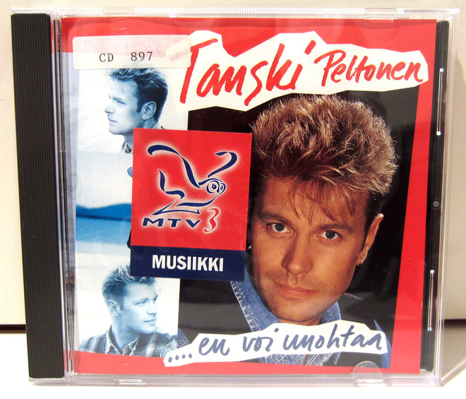 Tauski Peltonen En voi unohtaa (Nimikirjoitus)