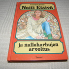 Carolyn Keene Neiti Etsivä ja nallekarhujen arvoitus - pikkukuva 1