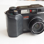 Olympus C-3040 zoom postikuluineen pakettina. - pikkukuva 1