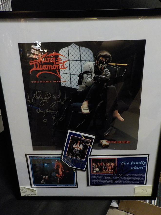 KING DIAMOND TAULU NELJÄLLÄ NIMMARILLA