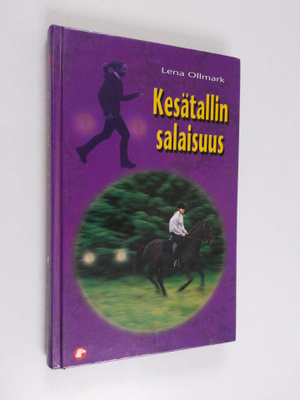 Lena Ollmark : Kesätallin salaisuus