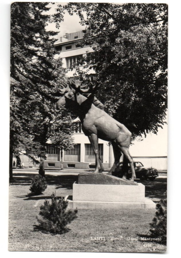 Lahti: Hirvipatsas (Jussi Mäntynen)