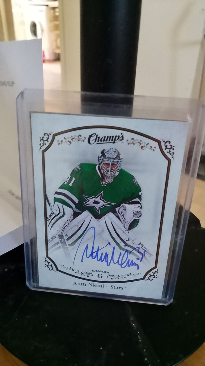 Champs auto Antti Niemi dallas