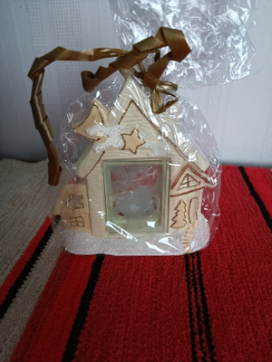 Jouluinen tuikkutalo
