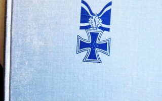 KIRJA  Saksan lentäjä Ässä Mölders