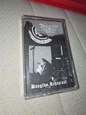 Drowning the Light – Dungeon Rehearsal kasetti 2008 – WRR086