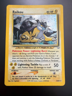 Pokemon kortti Raikou holo 13/64