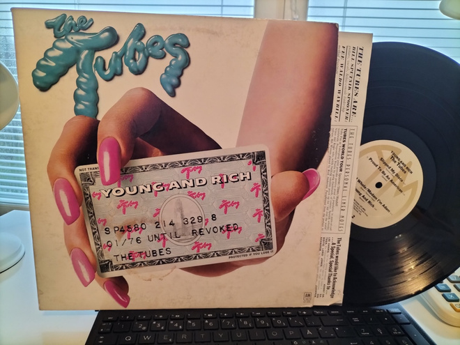TUBES, Young and rich, LP US -76  SIISTI KUNTO !!