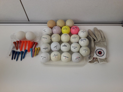 Golf pallot, tatit ja hansikas