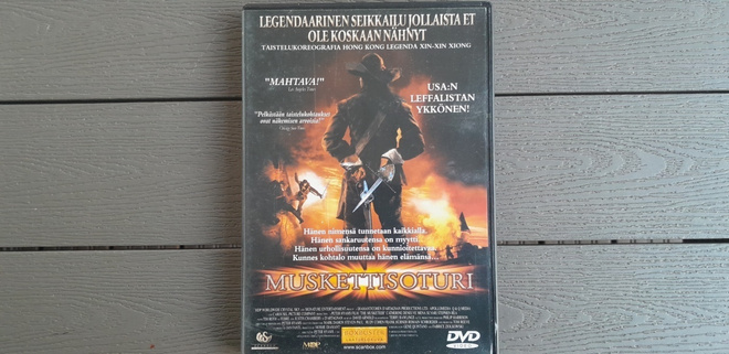 DVD: Muskettisoturi (Justin Chambers, Tim Roth 2002)