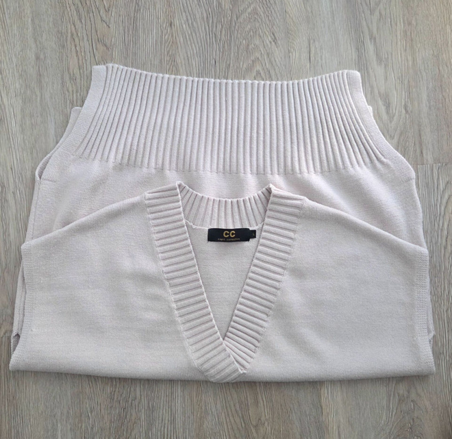 Neuleliivi L CC Capri Collection