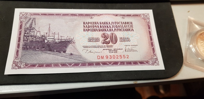 20  dinaria  jukoslavia   1978   KL 10 pakka sileä