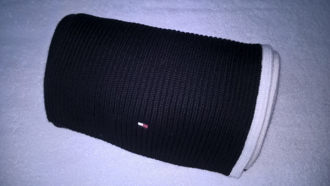 Tommy Hilfiger - Kaulaliina - kasmir / puuvilla