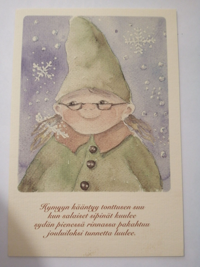 Hymyyn kääntyy tonttusen suu kun..............