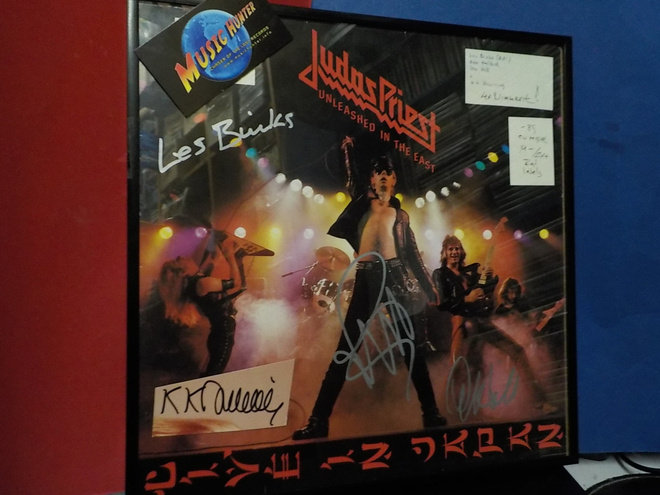 JUDAS PRIEST - UNLEASHED IN THE EAST M-/EX+ LP NIMMAREILLA