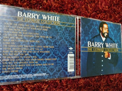 BARRY WHITE: The Ultimate Collection