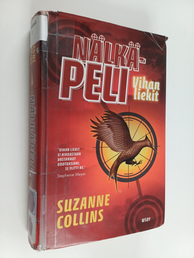 Suzanne Collins : Nälkäpeli 2 : Vihan liekit