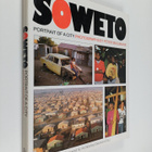 Peter Magubane : Soweto : portrait of a city - pikkukuva 1