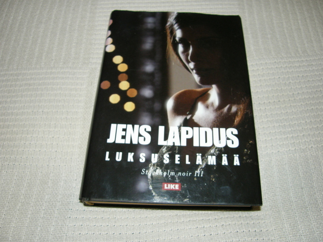 Jens Lapidus Luksuselämää -sid 1.p
