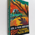 Alexander McCall Smith : Ilon ja valon bussiyhtiö - pikkukuva 1
