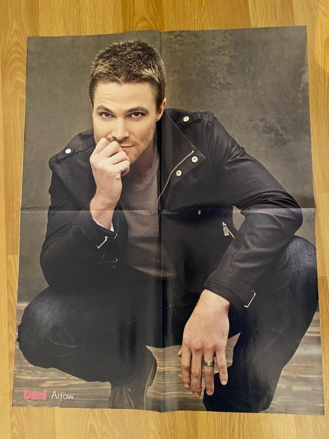 Arrow Stephen Amell juliste
