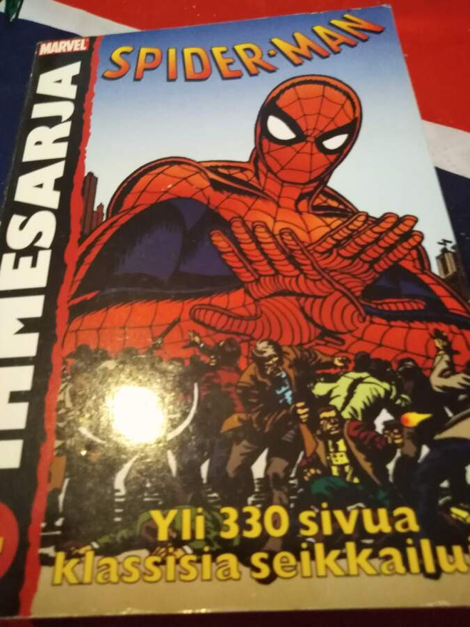 Ihmesarja 4  Spider-man