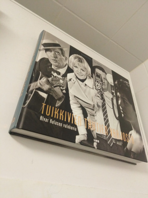 Tilles & Kolanen: Tuikkivien tähtien varjossa