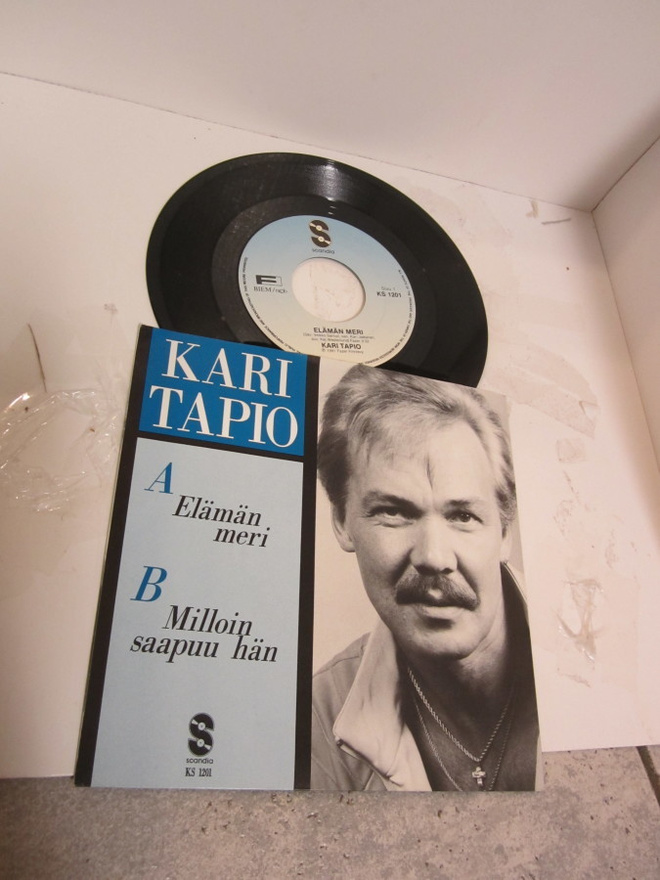 Kari Tapio – Elämän Meri / Milloin Saapuu Hän