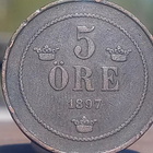 5 ÖRE 1897 – pronssinvärinen kolikko. Halkaisija: 26 mm. - pikkukuva 1