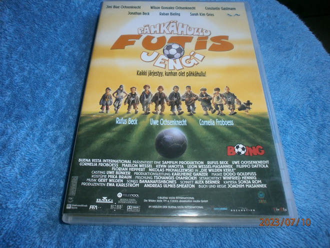 PÄHKÄHULLU FUTISJENGI     -    DVD