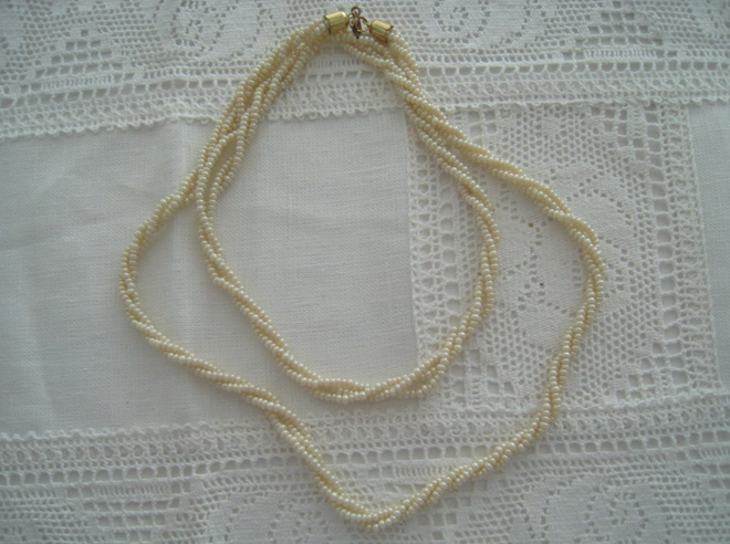  Helminauha lasihelmiä vanha kaulanauha vintage