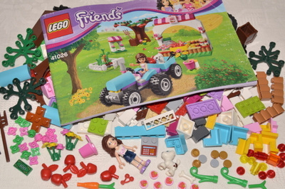 LEGO Friends 41026 - Aurinkoinen sadonkorjuu -