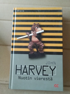 John Harvey: Nuotin vierestä