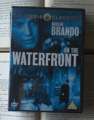 On the Waterfront (UK DVD)