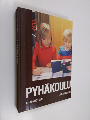 Kaisa (toim.) Eskelinen : Pyhäkoulu : kokonaisohjelma pyh...