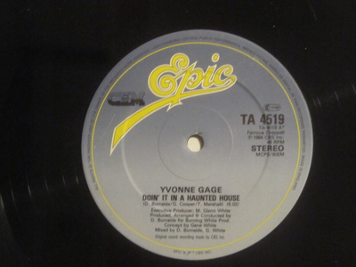Yvonne Gage:Doin´ It In A Haunted House 12" single1984 Disco