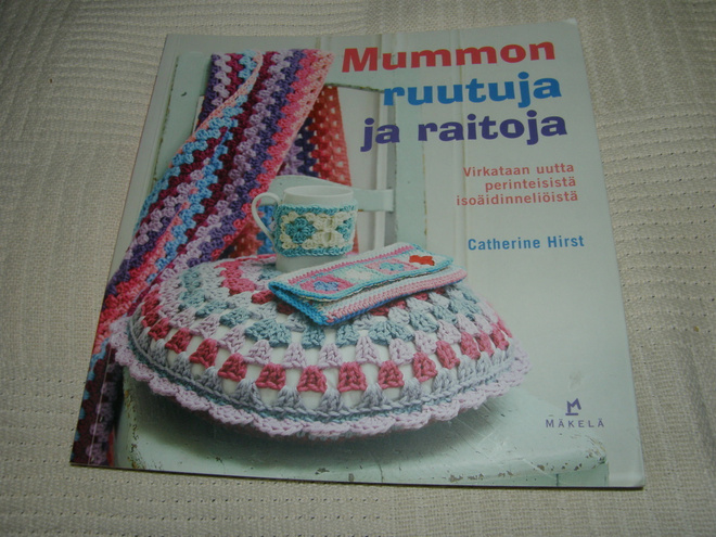 Catherine Hirst Mummon ruutuja ja raitoja  -nid